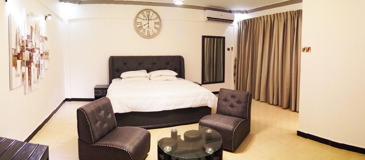 Econo Lodge Dar es Salaam Exteriör bild