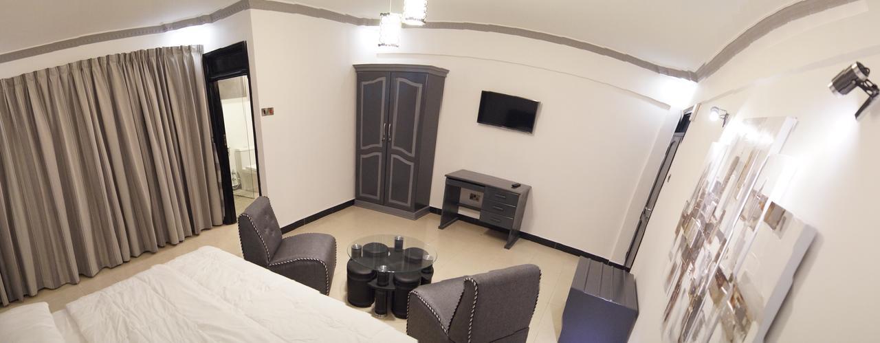 Econo Lodge Dar es Salaam Exteriör bild